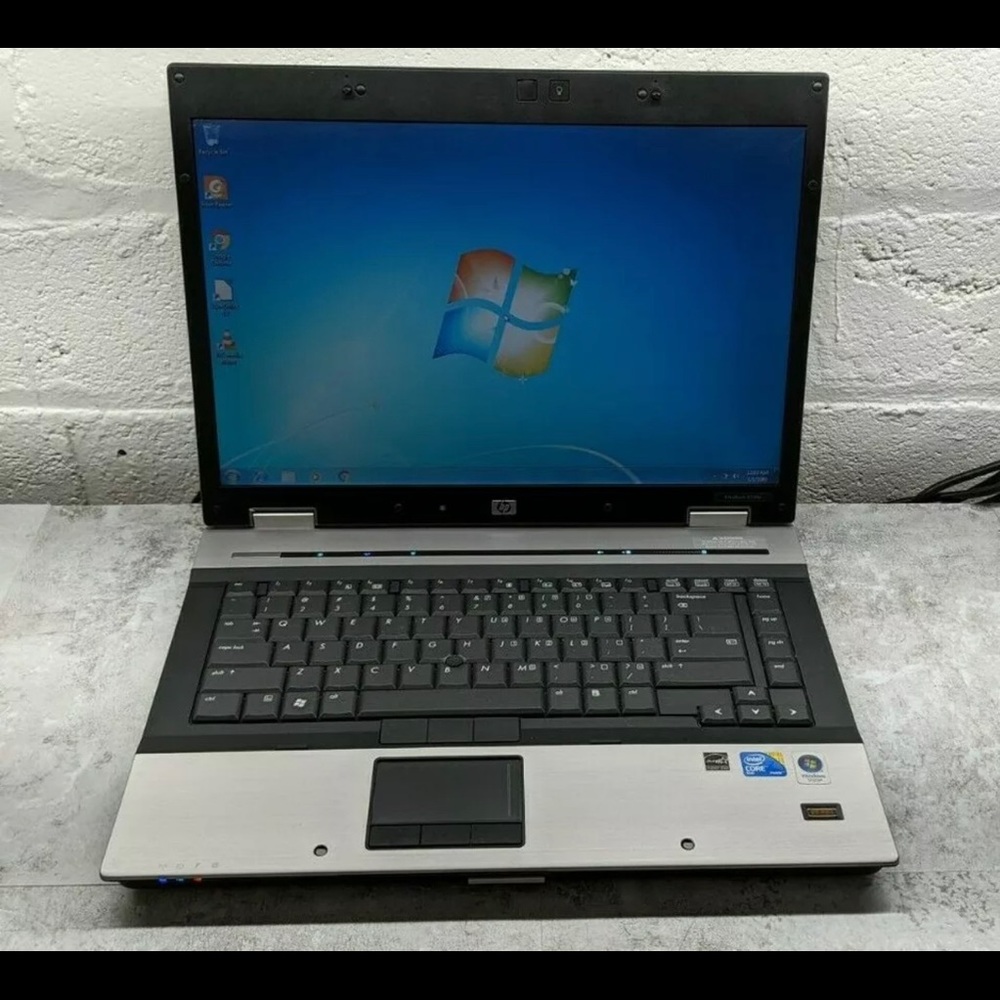 HP EliteBook 8530p 15.4" Laptop Intel Core 2 Duo 2GB 160GB Windows 7 HDMI